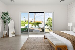 4 bedrooms, iron/ironing board, travel cot, free WiFi