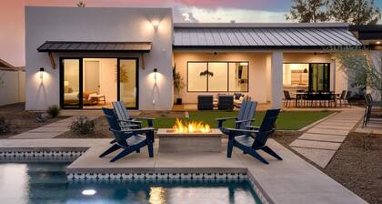 Sunny Pool Getaway | Mini Golf, Fire Pit & BBQ Fun