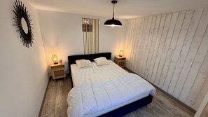 2 Schlafzimmer, Bügeleisen/Bügelbrett, kostenloses WLAN