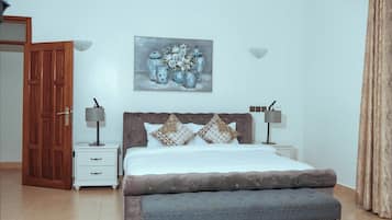 Casa de lujo, vista al jardín | 2 habitaciones, tabla de planchar con plancha y wifi gratis
