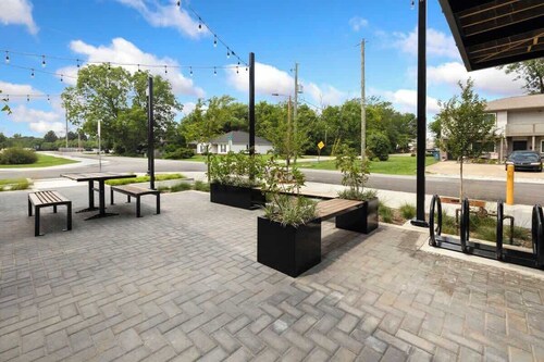 Nomad - Arts District - Garage - 0.5 mi DT