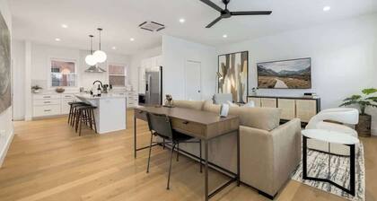 Pathfinder - Arts District - Garage - 0.5 mi DT