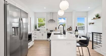 Trailblazer - Arts District - Garage - 0.5 mi DT