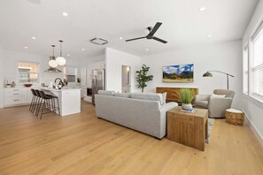 Televisión, oficina