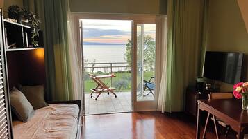 Comfort Apartment, Balcony, Lake View | Lake view