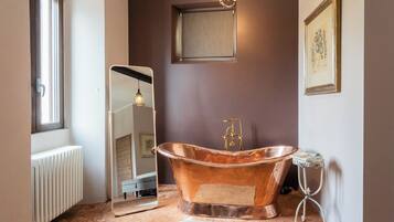 Vila (3 Bedrooms) | Banheiro | Toalhas de banho, sabonete, shampoo, papel higiênico