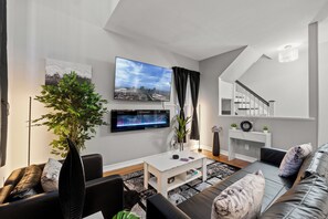 Smart-tv en een open haard