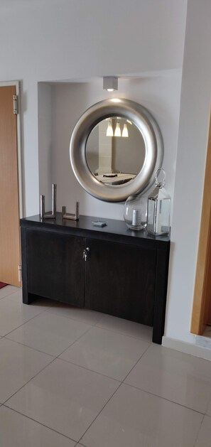 Apartment, 2 Bedrooms, Balcony | Interior