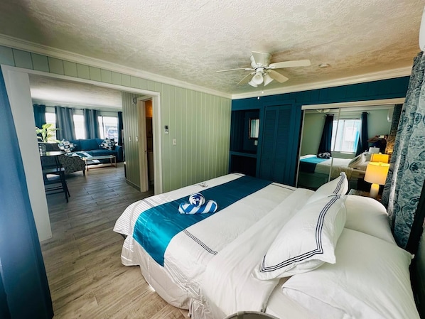 1 slaapkamer, een strijkplank/strijkijzer, gratis wifi, beddengoed