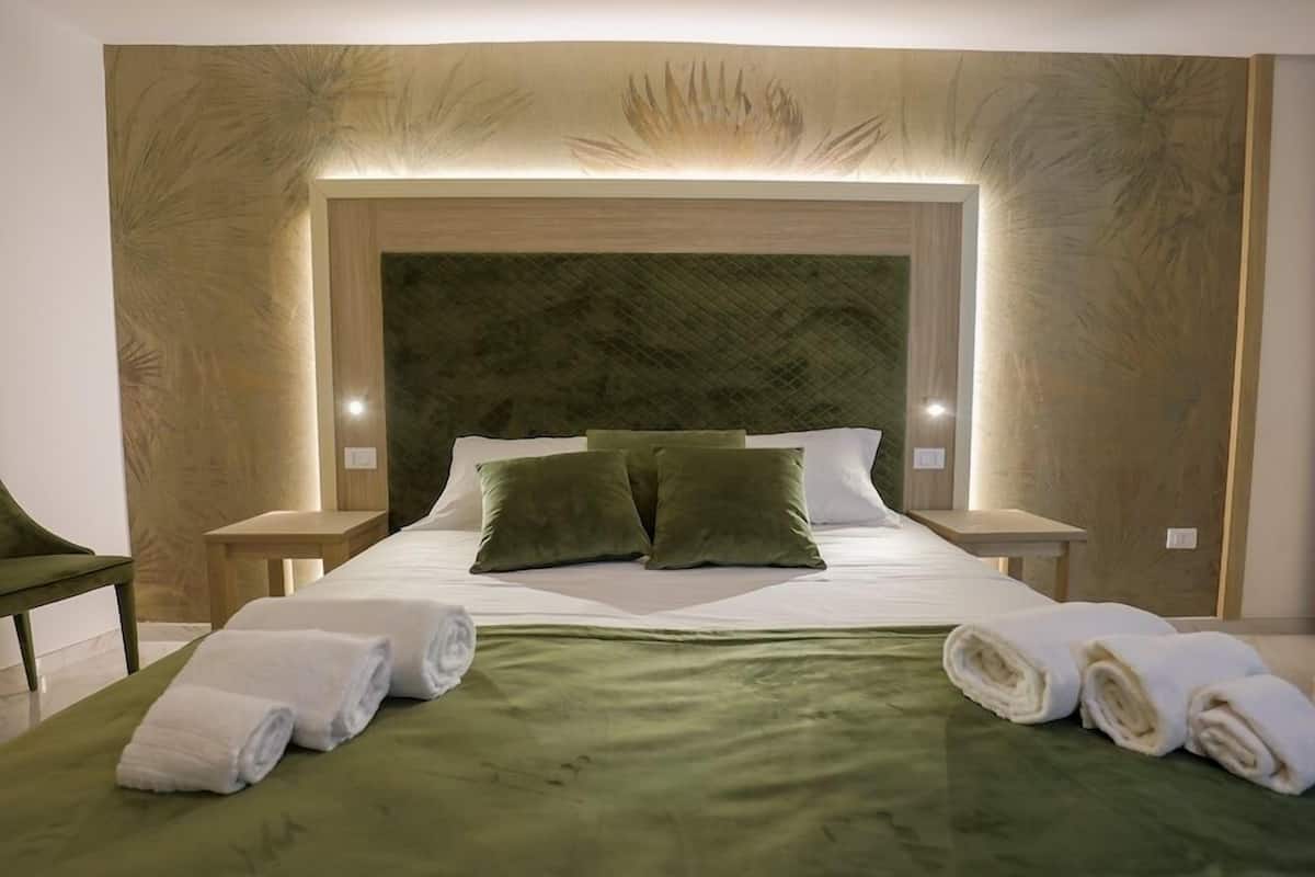 Kamar Double Deluks | Brankas dan Wi-Fi gratis