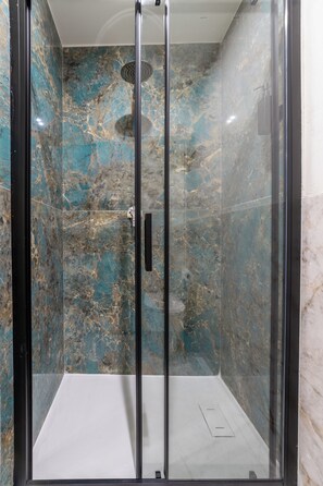 Bathroom - Leovinci rooms (Florence)