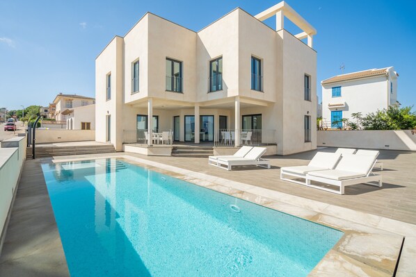 Utomhuspool