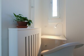 Shower, hair dryer, bidet, towels - Cuore dei Navigli - Your Home (Milan)