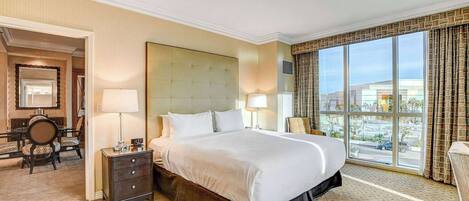 1 bedroom, desk, iron/ironing board, WiFi