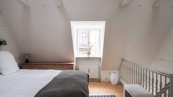 2 bedrooms, iron/ironing board, travel crib, WiFi