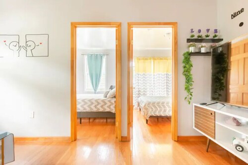 Spacious 3-bedroom apartment with WiFi, AC in brilliant Queens