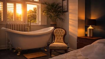 Suite Deluxe, salle de bains attenante | Literie de qualité supérieure