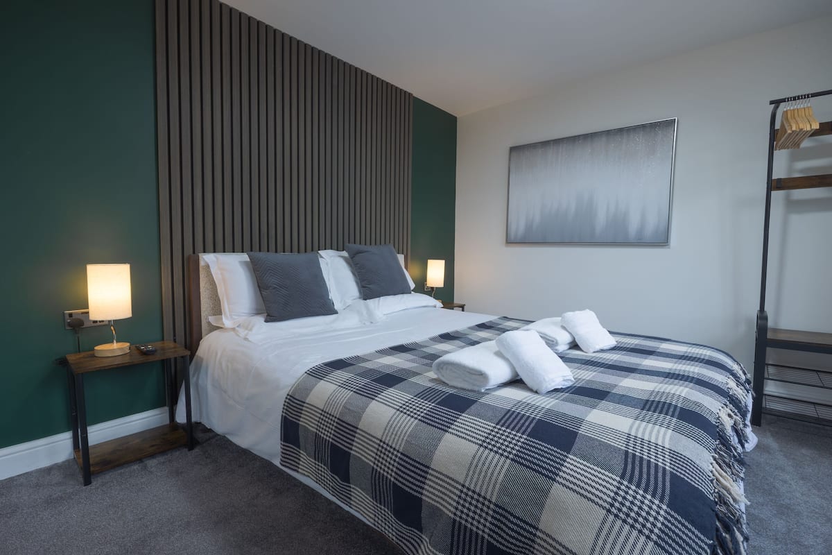 Double Room (East Wing Ground Floor)