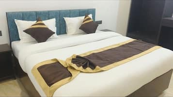 Kahden hengen huone | Työpöytä, kannettavalle tietokoneelle sopiva työtila, ilmainen Wi-Fi