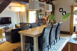 Dining - Moulin Fouché | The Mill | Spacious gîte with three terraces near a nice lake (Arnay-le-Duc)