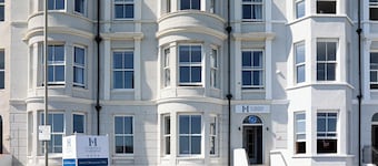The Clarence Gardens Hotel, BW Signature Collection