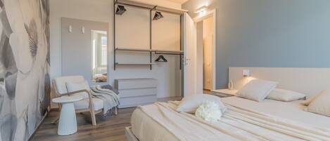 2 bedrooms