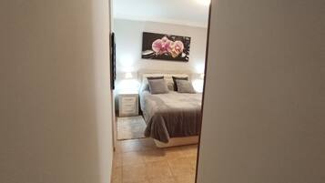 Apartment, 2 Bedrooms, Smoking, Terrace | 2 bedrooms