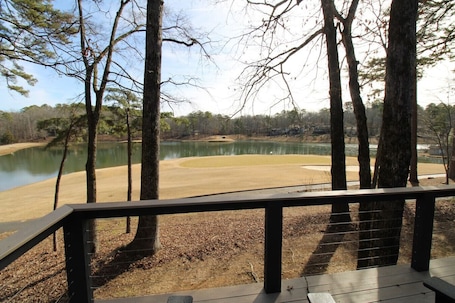 Property grounds. Hot Springs Village Condo on the Green