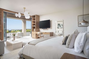 6 Schlafzimmer, Zimmersafe, Schreibtisch, Bügeleisen/Bügelbrett