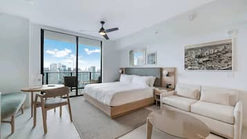 Bügeleisen/Bügelbrett, Reisekinderbett, WLAN, Bettwäsche