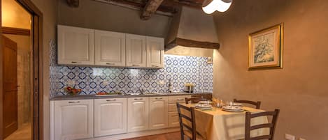 Condo, Mobility Accessible, Garden View | Private kitchen | Fridge