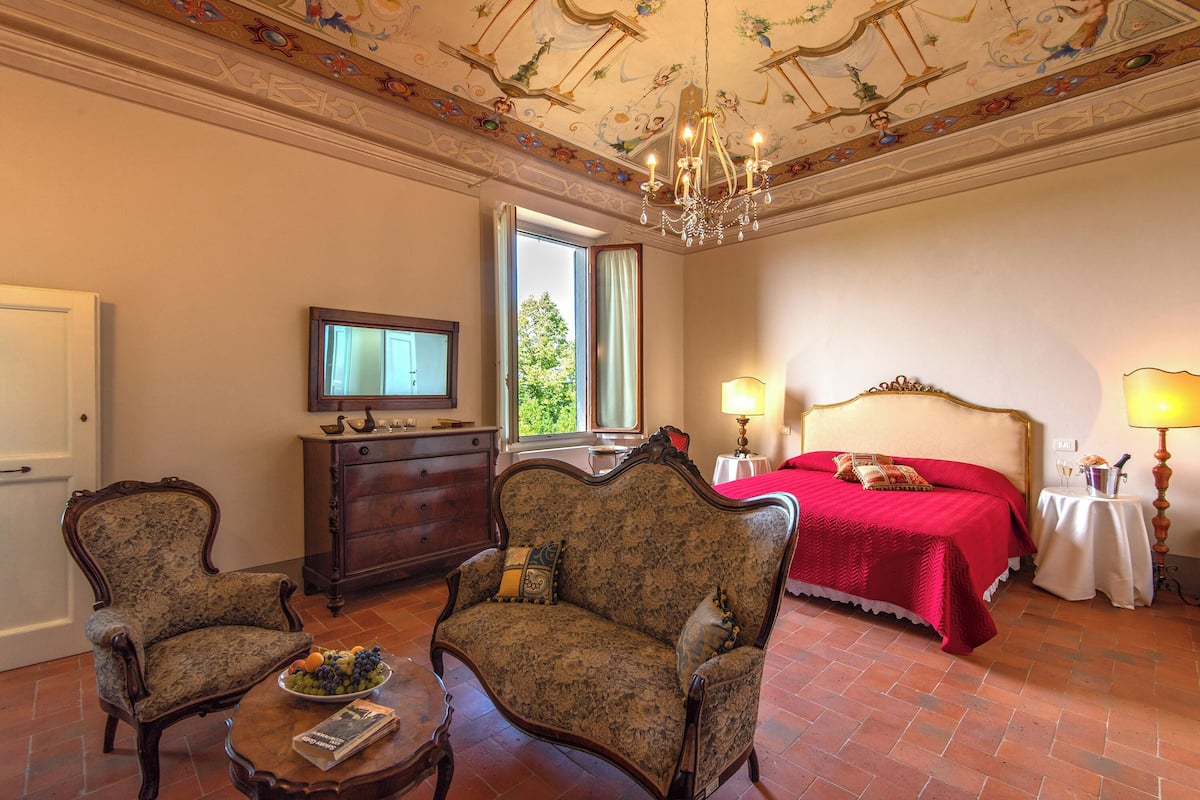 Deluxe Triple Room, Garden View