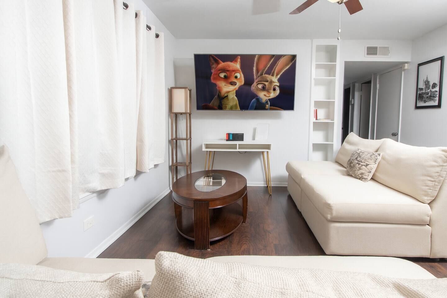 3 habitaciones, tabla de planchar con plancha, cuna de viaje y wifi 