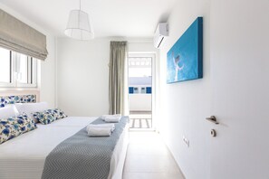 3 chambres, fer et planche à repasser, Wi-Fi gratuit, draps fournis