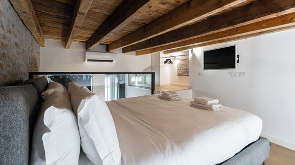 Apartment (1 Bedroom) | 1 Schlafzimmer, Bügeleisen/Bügelbrett, Bettwäsche