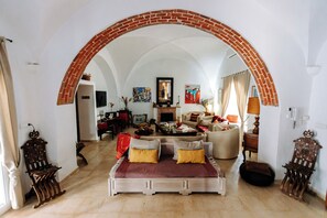 Lobby sitting area - Dar Jedeti Khadija (Hergla)