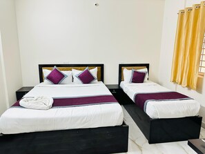 ตู้นิรภัยในห้องพัก, โต๊ะทำงาน, พื้นที่ทำงานแบบใช้แล็ปท็อป, ห้องเก็บเสียง