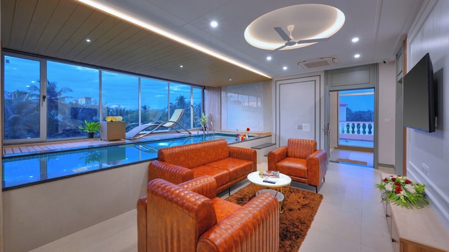 Vega Suites with Private Indoor Pool