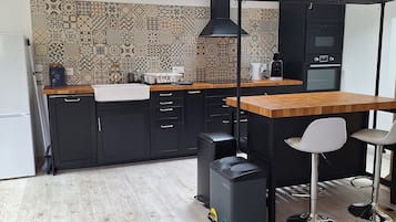 KylskÄp, mikrovÄgsugn och diskmaskin