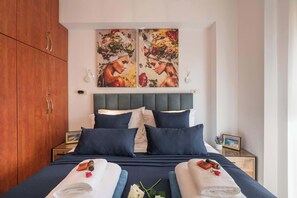 2 slaapkamers, een strijkplank/strijkijzer, reisbedje, wifi