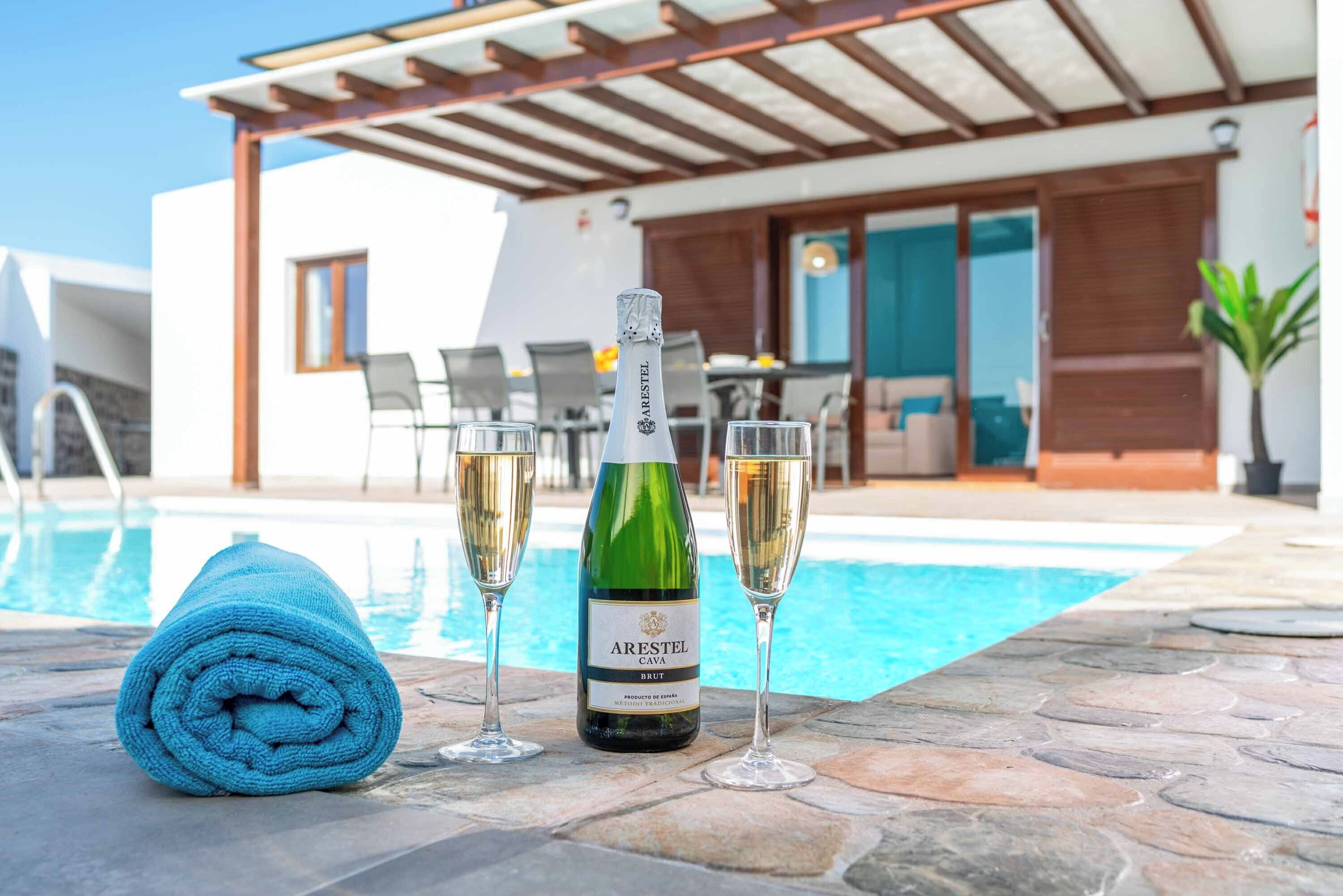 Villa (4 Bedrooms) | Außenbereich