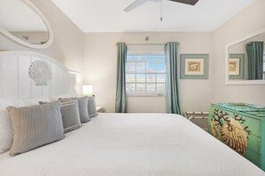 2 chambres, fer et planche à repasser, lit parapluie, Wi-Fi