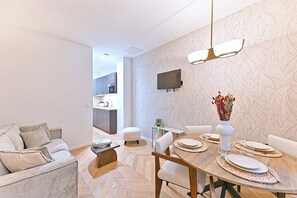 Apartment | Interior - New Flat With AC Porte Maillot/arc de Triomphe (Paris)