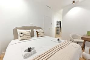 Apartment - New Flat With AC Porte Maillot/arc de Triomphe (Paris)