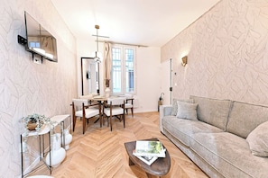 Apartment | Living area