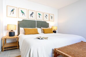 2 bedrooms, iron/ironing board, bed sheets