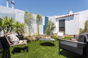 Apartment (1 Bedroom) | Terrace/patio