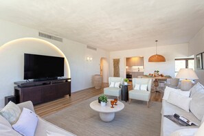 Living area - Genteel Home Incosol (Marbella)