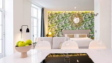 Suite estudio (0 Bedroom) | Sala de estar | Una Smart TV