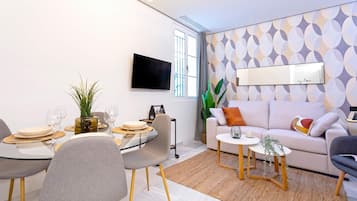 Apartamento, 1 habitación | Servicio de comidas en la habitación